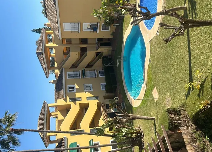 ゲストハウス Cozy In Modern Shared In Atalaya, Spain エステポナ