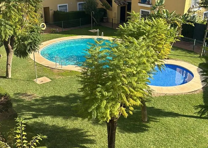 Cozy In Modern Shared In Atalaya, Spain ゲストハウス