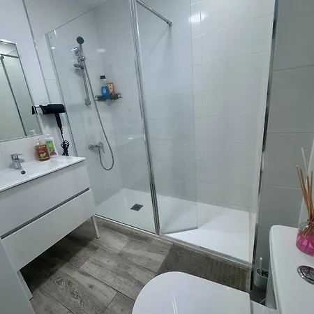 Cozy In Modern Shared In Atalaya, Spain Konukevi