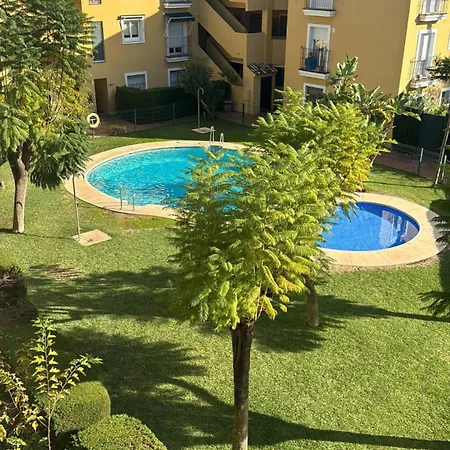 Cozy In Modern Shared In Atalaya, Spain Pensión
